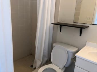 Palo Alto Furnished Private Room with Full Bath - Short-term leases 3