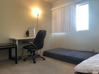 Nice furnished private bedroom available from September 1