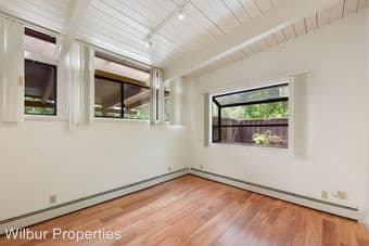 Large room for rent in newly renovated house <10 mins from Stanford 3