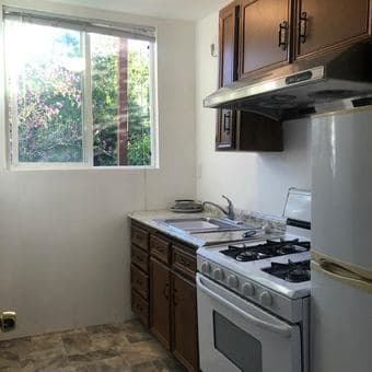 Studio in Palo Alto only for $1480/month available from August 1st. 2