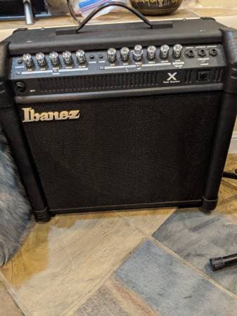 Ibanez Guitar Amplifier 2