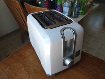 Toaster by Black and Decker 1