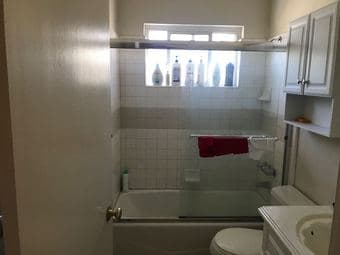 Big living room with shared bathroom in Palo Alto 3