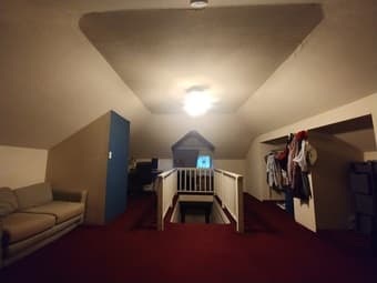 Room on Palo Alto’s University Ave! 1