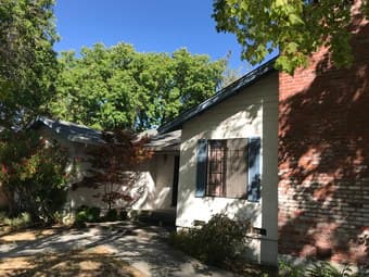 Available bedroom in Redwood City near Caltrain 1