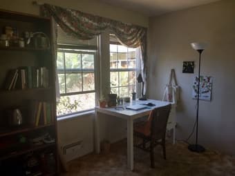 Large Bedroom (240ft2) - Menlo Park (The Willows Neighborhood) 2