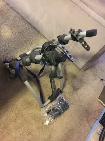 Trunk-mounted Bike Rack 2