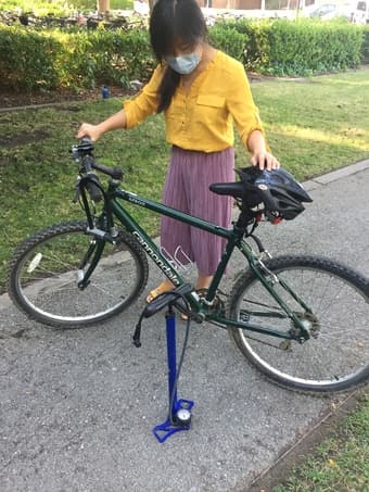 $125 for CannonDale Mtn. Bike + Helmet + lights + lock + pump 1