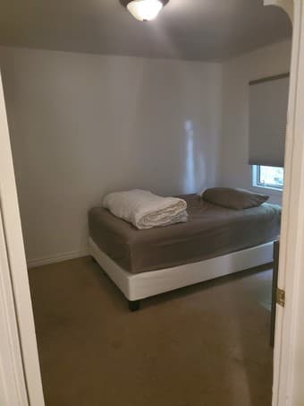 A great bedroom in spacious 4bd house, Midtown PA 1