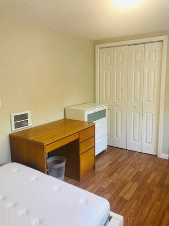 Palo Alto Furnished Room with Private Entry Next to Stanford 1