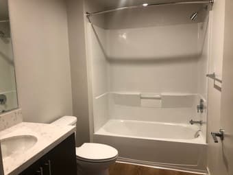Lovely, Spacious Private Bed and Bath near 22nd Street Caltrain 3