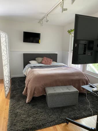 Newly renovated studio in down town palo alto 1