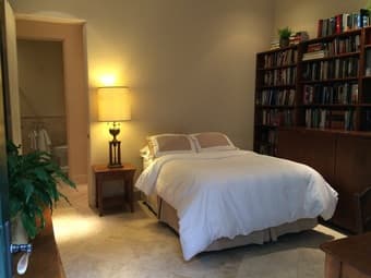 Private Entrance Room/Private Bath 8 min bike f Campus 1