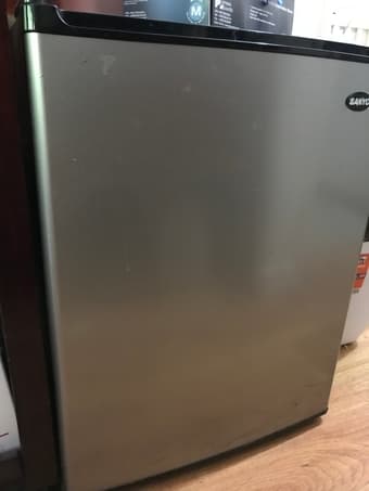 Compact Refrigerator 1
