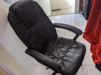Desk/Computer Chair 2