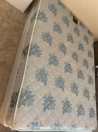 Box frame & mattress 1