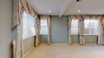 Behold this East Palo Alto beauty! 3