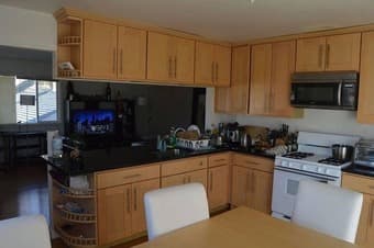 Furnished bedroom in Redwood City - Rent for month of August is free 3