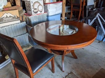 Dining room set (table and four chairs) 2