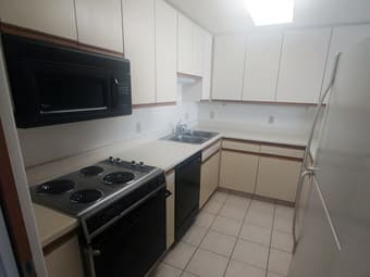 Private 1B1Ba in 2B2Ba luxury apt (3rd floor) Palo Alto, Free Sep rent 2