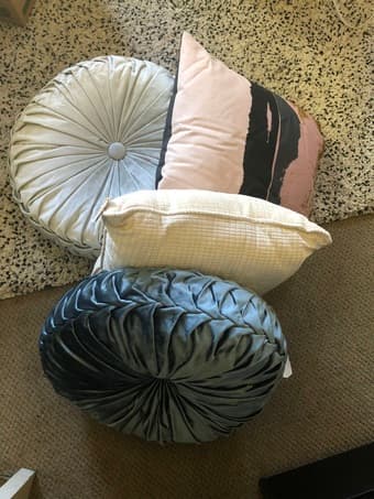 Assorted pillows (4) 1