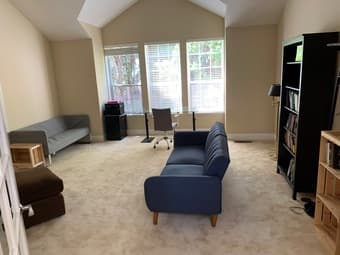 Room in shared house 10min from Stanford 3