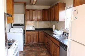 $890 private furnished room in single house Menlo Park rent from 8/24 2