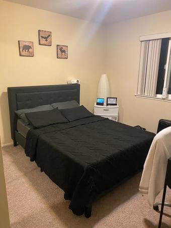 Private bedroom in a 2bed/1bath apartment Downtown Menlo Park 1
