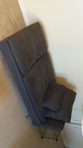 Soft comfy lounge chair (free delivery) 1