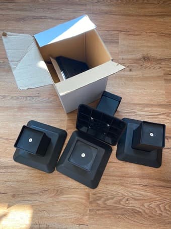 Bed risers 1