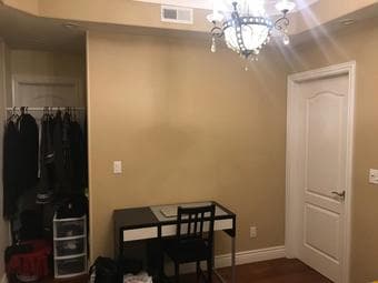Room in beautiful Palo Alto house close to Campus 1