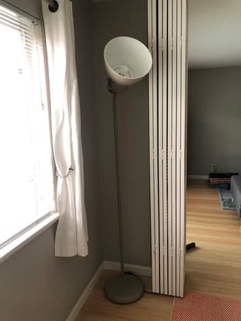 Amazing floor lamp - Pristine Condition - Like new 2