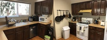 Spacious Master Bedroom & Private Bathroom in 4bd/2ba house-Palo Alto 3