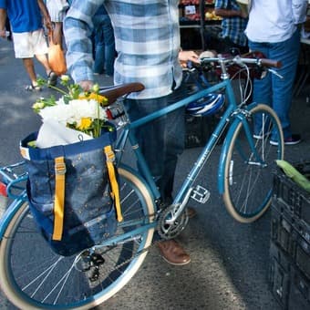 Bike bag - pannier tote/backpack combo 1