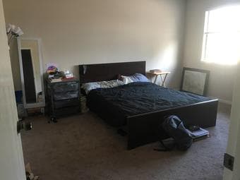 MASTER BEDROOM in 3 BD/2BA, Redwood City, avail Nov 1 3