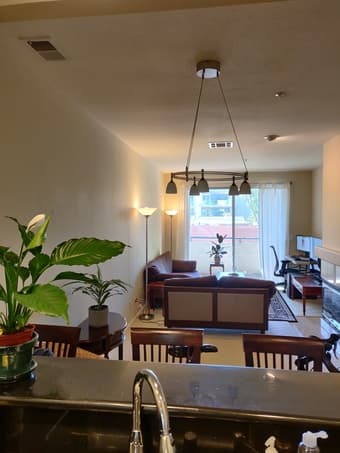 Master Bedroom w/ Private bathroom in a 2BR/2.5BA, close to Stanford 1
