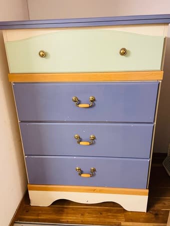 Selling good condition furniture as moving out of city 2