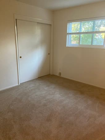 Female roommate for beautiful Menlo Park Apartment 3