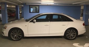 2016 Audi A4 with clean title, low mileage, and 30k mile service done 3