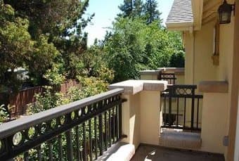 3 rooms available in 4BR 3.5BA townhouse in Mountain View (you pick!) 3