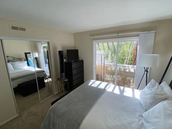 Private Master Bedroom for Rent in Mountain View Apartment 1