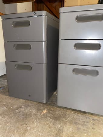 3-drawer Filing Cabinet 2