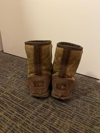 Ugg women's boots (size 6.5) 2