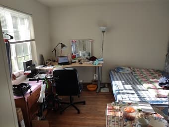 The cheapest living room (Palo Alto 2B1b) , available Dec. 26th 1