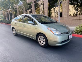 2007 Toyota Prius Clean title 138K miles 1