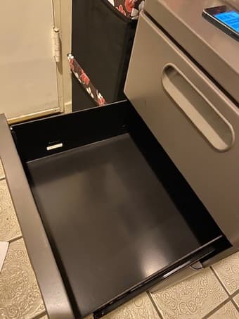 3-Drawer Metallic Filing Cabinet 2