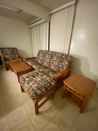 5-piece living room set 3