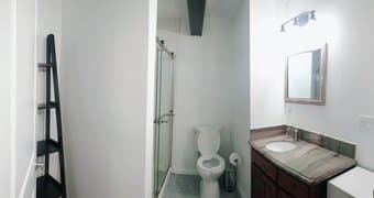 ⋆⋆⋆⋆⋆ New Modern Mini Studio in Lovely Home - Near FB & Amazon 2