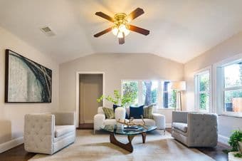 Multiple rooms available in gorgeous home 1