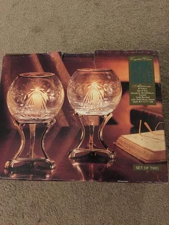 Candle holders/decorative stones/tripod stand 1